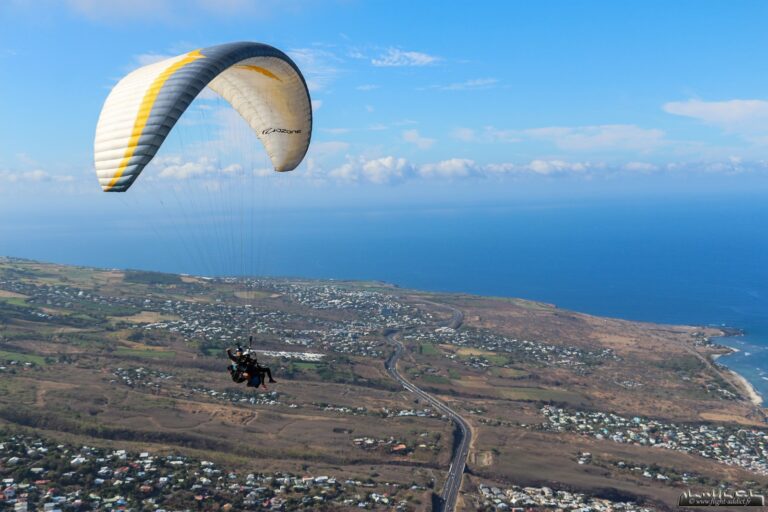 parapente reunion saint leu vol colimaçon parapente reunion saint leu vol colimaçon